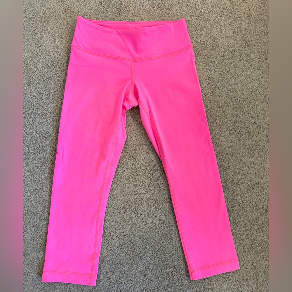 Lululemon hot pink cropped leggings